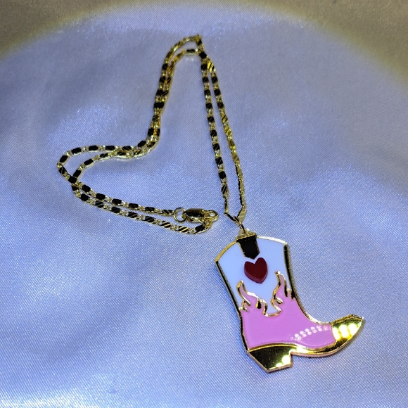 Jewelry - Cowgirl Kicker Necklace